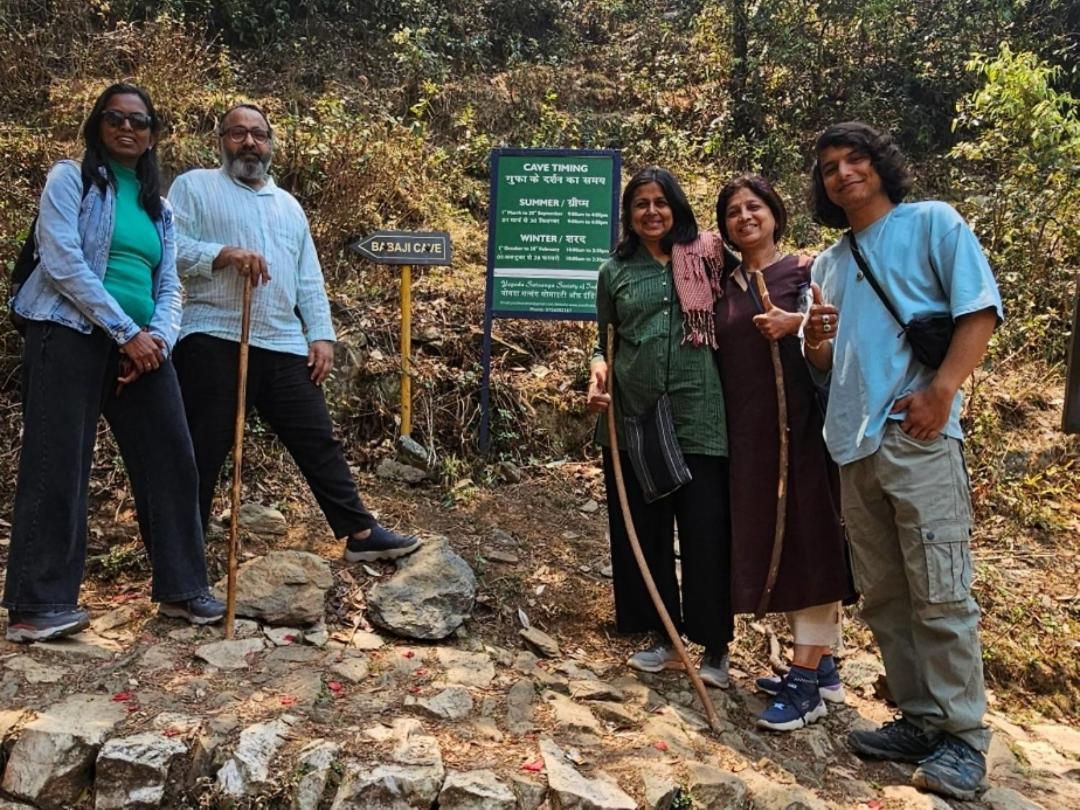 Katyuri Kings Divine Stay- Babaji'S Cave Dwarahat Dış mekan fotoğraf